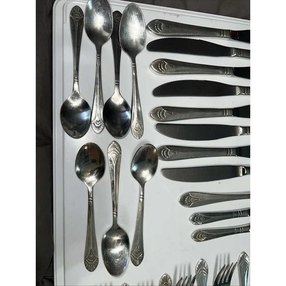 27 Piece Replacement Flatware World Walco WNK‎ Butter Knife Forks Spoons Shell